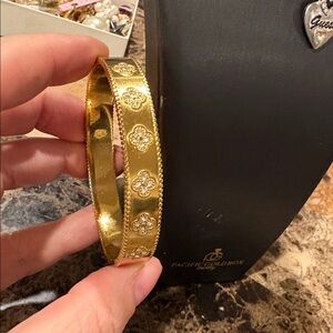 18k Gold filled bangle Bracelet unbranded